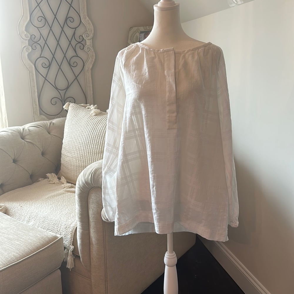 Loft Sheer White Top